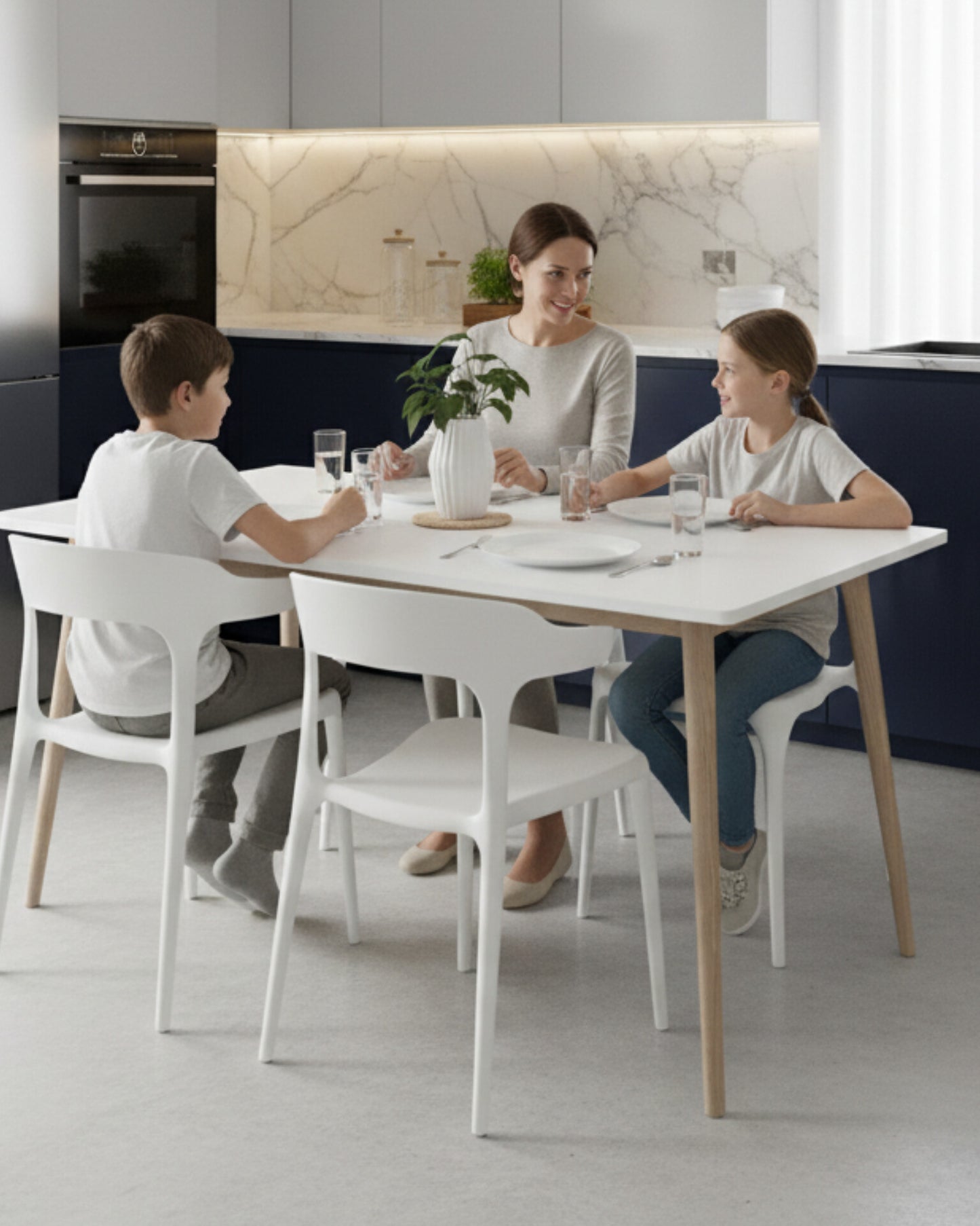 Table Éline avec Chaises Coquie – Design Moderne