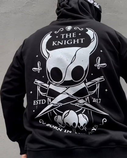 هودي THE KNIGHT — ستايل الأنمي بلمسة داكنة وقوية